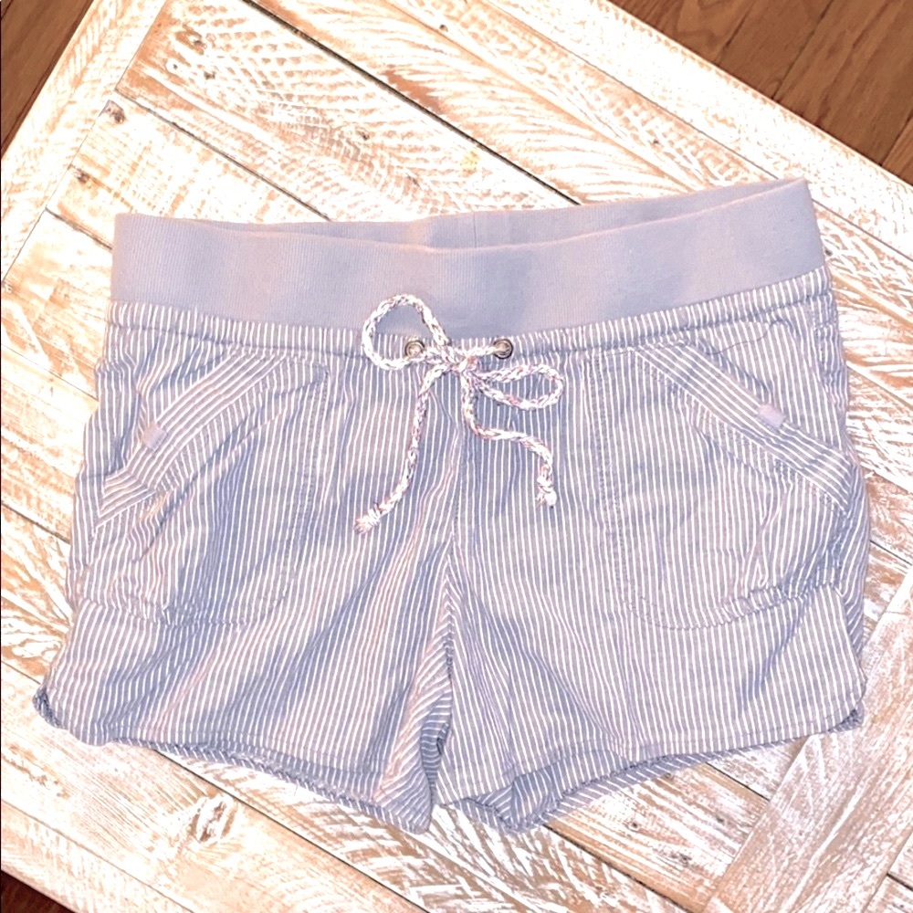 ⚓️Coastal Striped Shorts⚓️~med